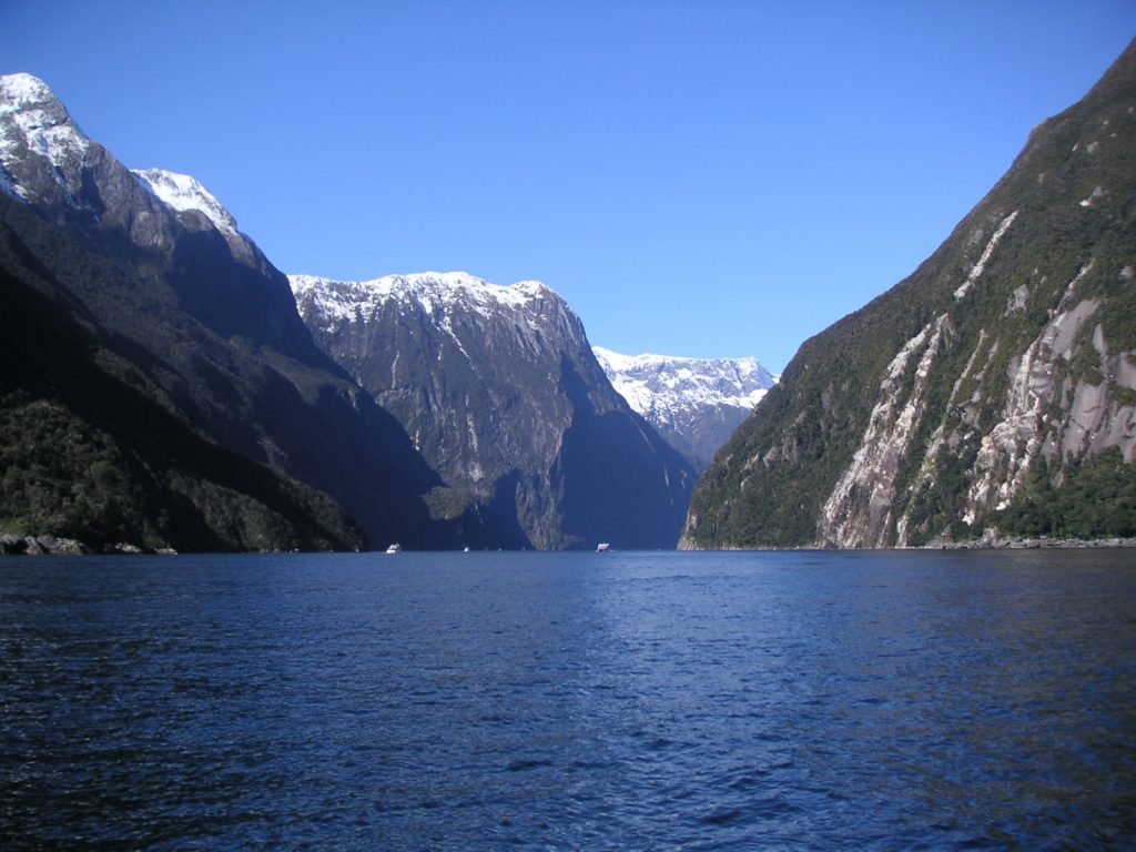Milford Sounds New Zealand view